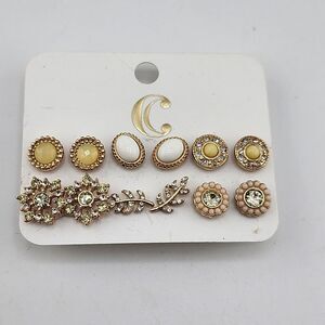 Nwt Charming Charlie Earrings Set Yellow Green White‎